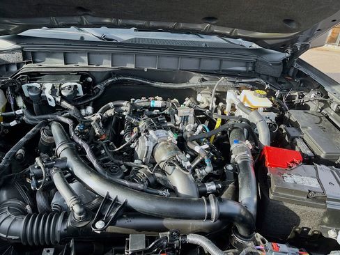 Used 2024 Ford Bronco Wildtrak AWD/4WD image 29