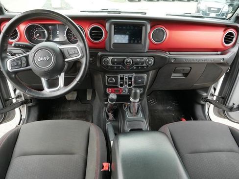Used 2018 Jeep Wrangler Unlimited Rubicon AWD/4WD image 22