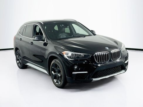 Used 2018 BMW X1 xDrive28i AWD/4WD image 3