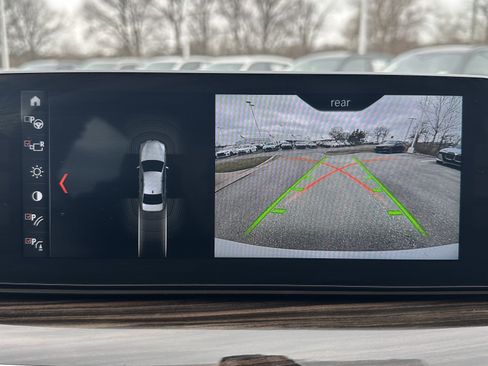 Used 2017 BMW 540i xDrive image 26