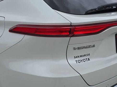 Used 2021 Toyota Venza XLE w/ Softex Package AWD/4WD image 35