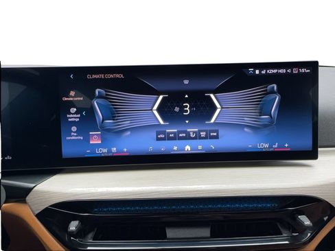 Used 2025 BMW 330i Sedan RWD image 46