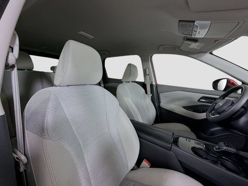 Used 2023 Nissan Rogue SV FWD image 28