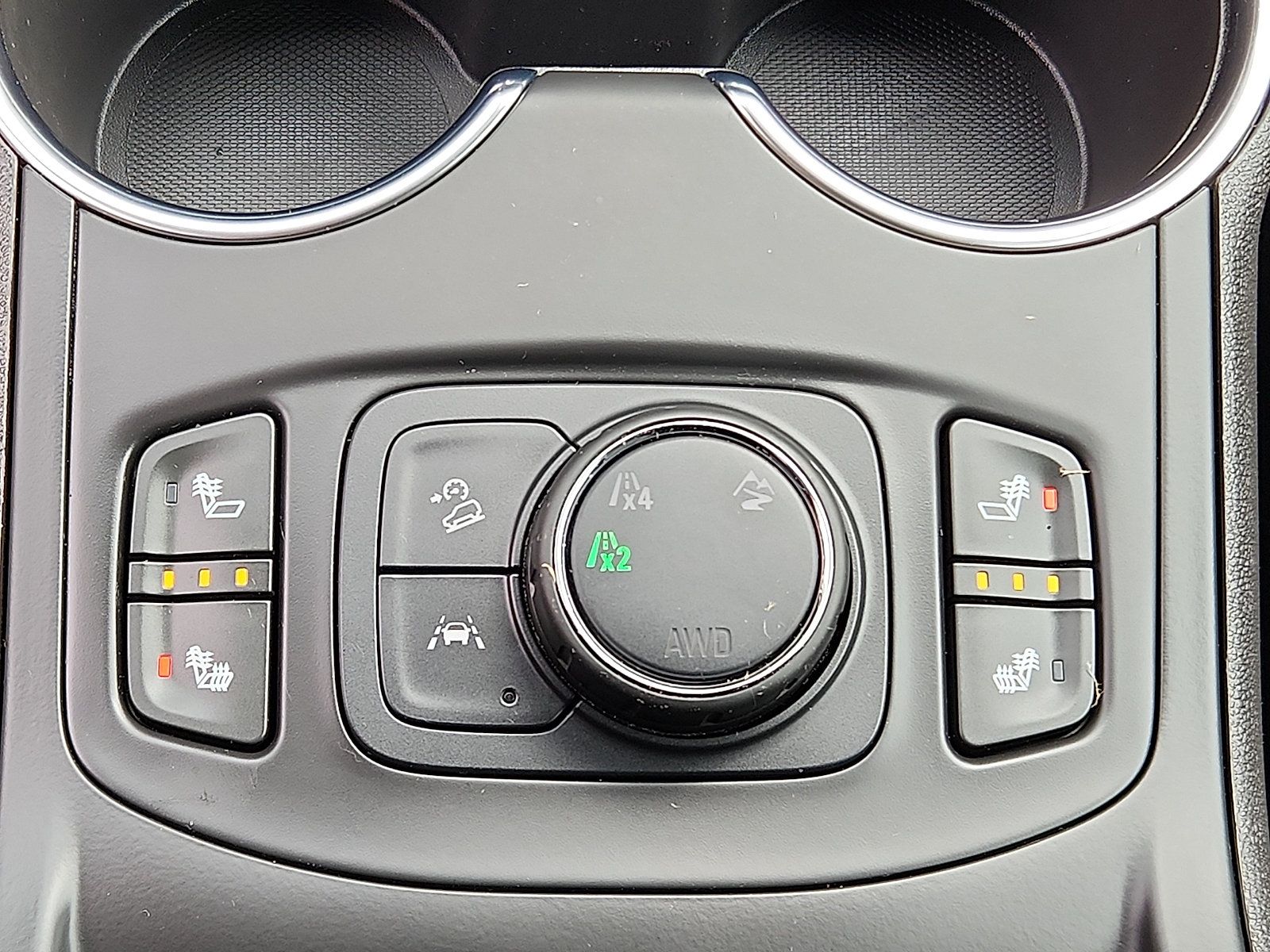Used 2024 GMC Terrain SLE w/ Driver Convenience Package AWD/4WD image 23