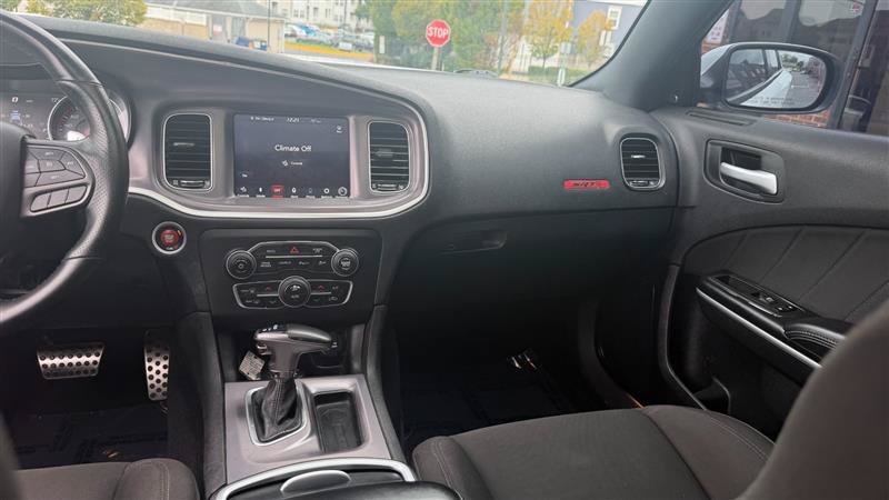 Used 2020 Dodge Charger Scat Pack RWD image 24