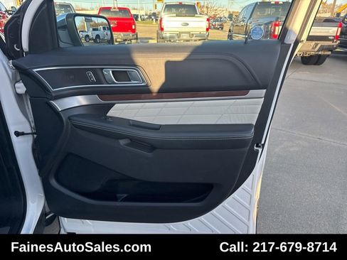 Used 2019 Ford Explorer Platinum image 88