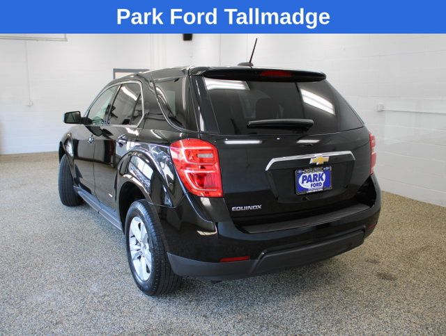 Used 2017 Chevrolet Equinox LS FWD image 3