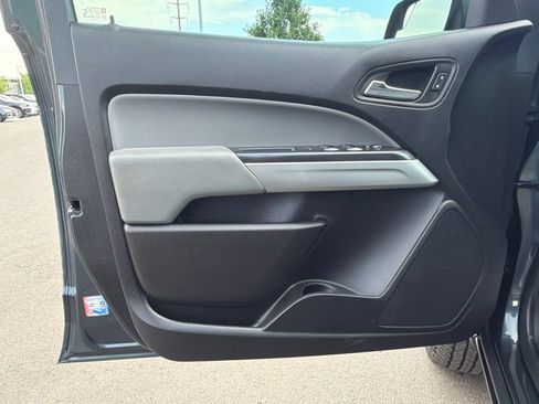 Used 2019 Chevrolet Colorado LT AWD/4WD image 22