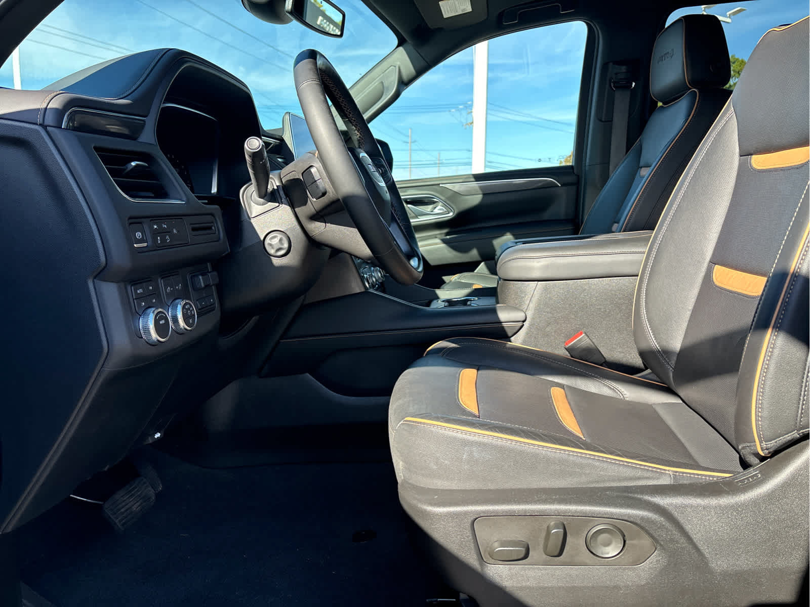 Certified 2023 GMC Yukon XL AT4 w/ Max Trailering Package AWD/4WD image 8