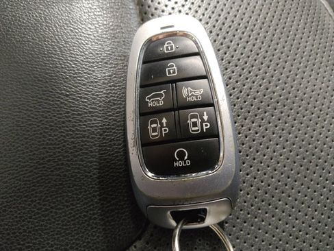 Used 2021 Hyundai Santa Fe Limited w/ Cargo Package image 32