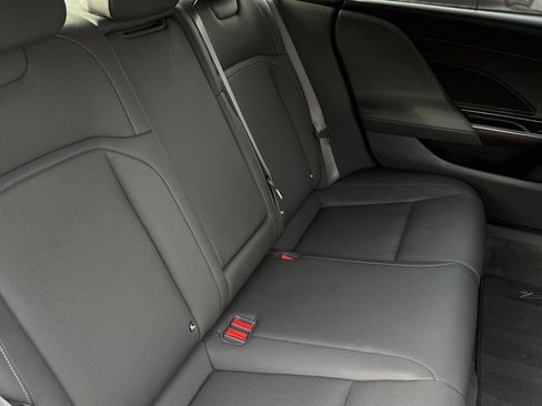 Used 2024 Lucid Air Touring image 38