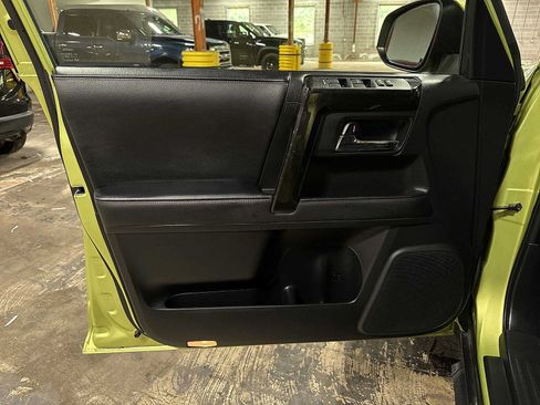 Used 2022 Toyota 4Runner TRD Pro AWD/4WD image 32