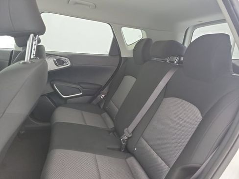 Used 2024 Kia Soul LX w/ Option Group 015 FWD image 12