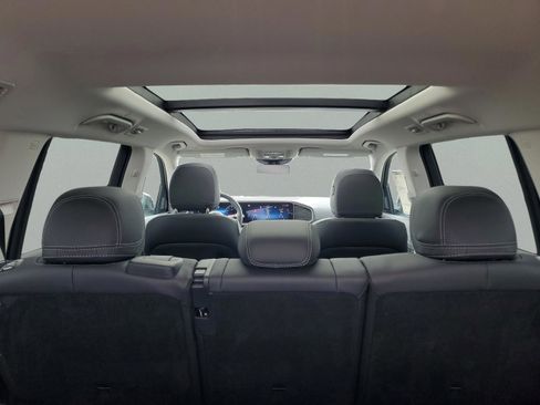 New 2026 Mercedes-Benz GLS 450 4MATIC image 9