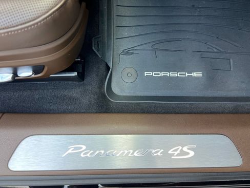 Used 2018 Porsche Panamera 4S image 67