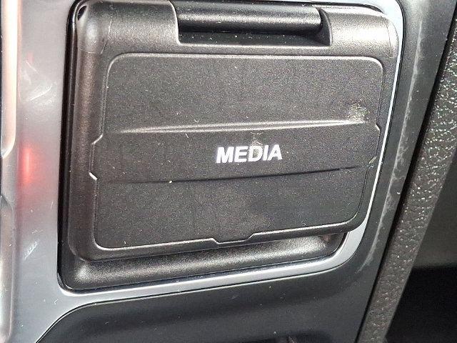 Used 2025 Jeep Wrangler Unlimited Sahara AWD/4WD image 26