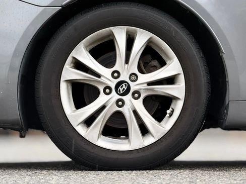 Used 2012 Hyundai Sonata Limited w/ Navigation Pkg image 30