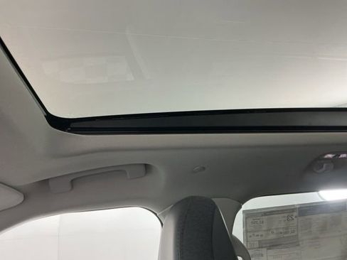 New 2026 Ford Explorer Active w/ Active Comfort Package image 22