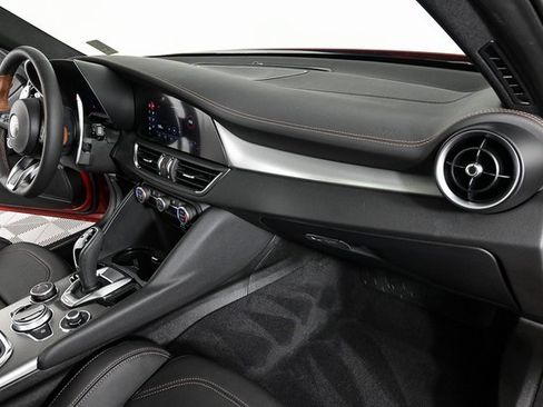 New 2025 Alfa Romeo Giulia w/ Driving Assist Package image 26