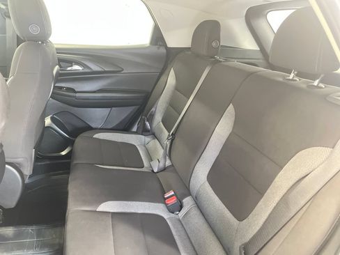 Used 2023 Chevrolet TrailBlazer LT w/ Convenience Package AWD/4WD image 34