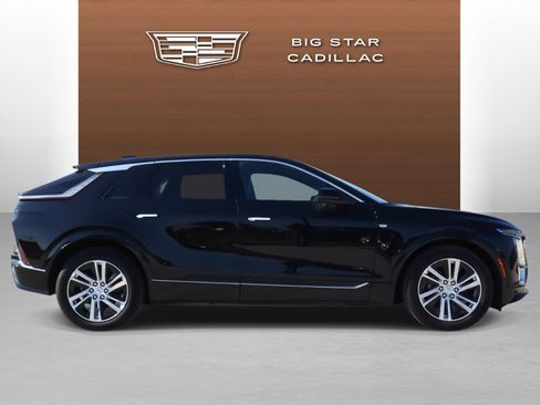 Certified 2024 Cadillac Lyriq Tech image 6