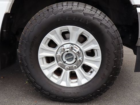 Used 2022 Ford F350 XLT w/ XLT Value Package AWD/4WD image 43
