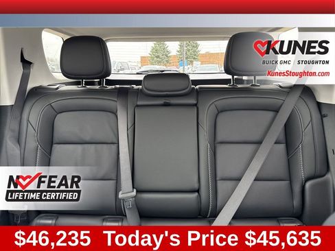 New 2026 GMC Terrain Denali w/ LPO, Floor Liner Package AWD/4WD image 39