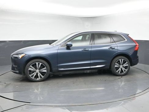 Used 2023 Volvo XC60 B5 Plus w/ Protection Package Premier AWD/4WD image 4