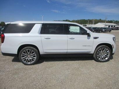New 2026 GMC Yukon XL Denali w/ Denali Reserve Package