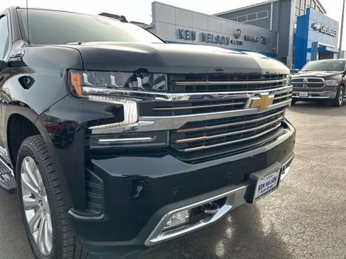 Used 2022 Chevrolet Silverado 1500 High Country AWD/4WD image 56