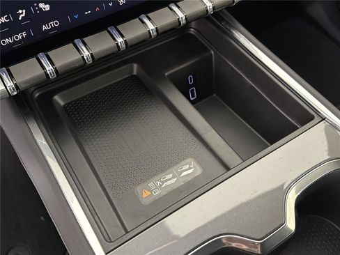 New 2026 GMC Acadia Elevation FWD image 33