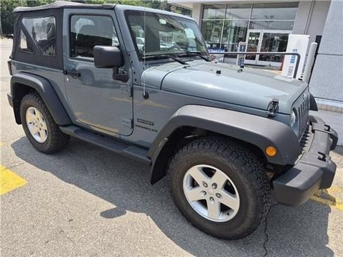 Used 2014 Jeep Wrangler Sport w/ Quick Order Package 23S AWD/4WD image 2