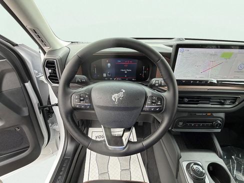 New 2026 Ford Bronco Sport Outer Banks w/ Outer Banks Tech Package+ AWD/4WD image 13