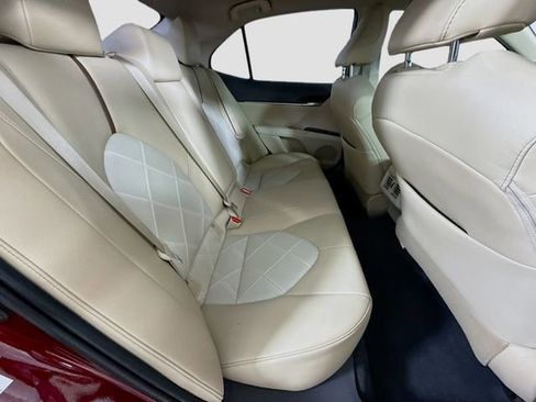 Certified 2018 Toyota Camry XLE w/ Audio Package image 27