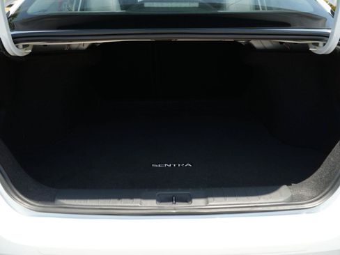 Used 2024 Nissan Sentra S FWD image 12