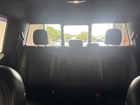 Used 2019 Ford F150 Lariat RWD image 17