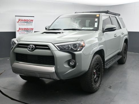 Used 2023 Toyota 4Runner TRD Off-Road Premium w/ Moonroof Package image 4