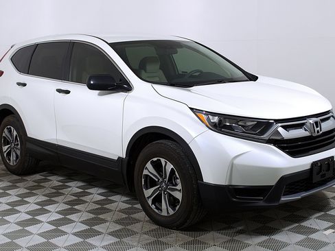 Used 2018 Honda CR-V LX image 6