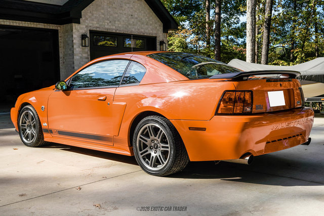 Used 2004 Ford Mustang Mach 1 RWD image 5