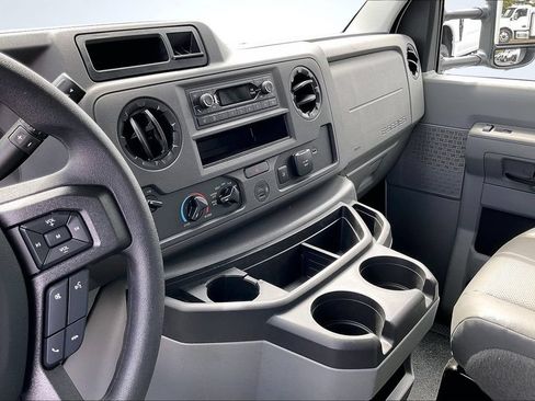 New 2027 Ford E-350 and Econoline 350 Super Duty w/ Power Equipment Group RWD image 5