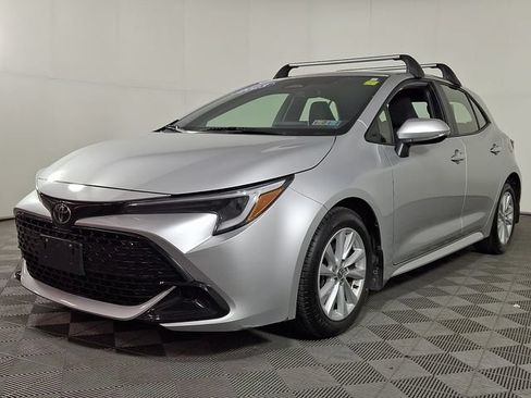 Used 2023 Toyota Corolla SE FWD image 6