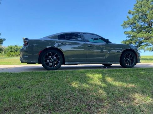 Used 2023 Dodge Charger R/T w/ Plus Group RWD image 10