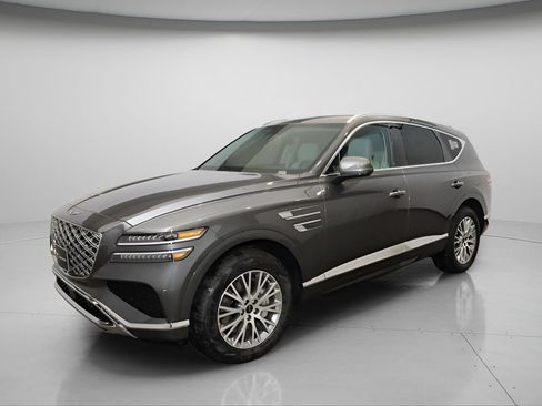 Certified 2025 Genesis GV80 2.5T Standard AWD/4WD image 2