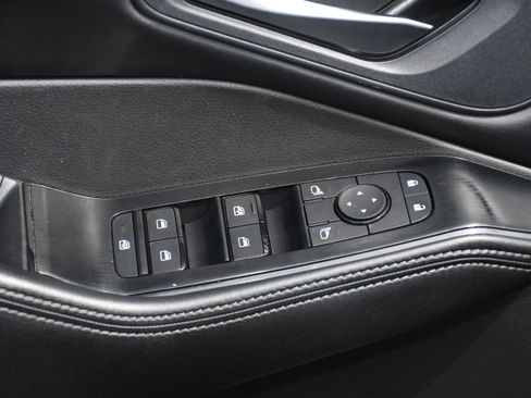 Used 2024 Nissan Rogue SV AWD/4WD image 10