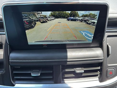 Certified 2024 GMC Yukon SLT image 33