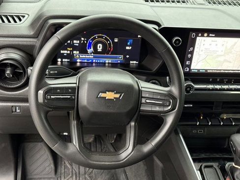 Used 2024 Chevrolet Colorado W/T w/ Safety Package image 19