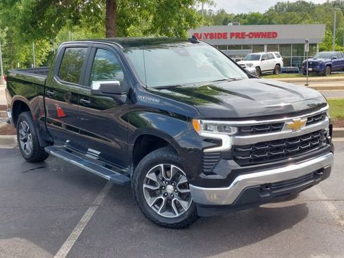 Used 2024 Chevrolet Silverado 1500 LT AWD/4WD image 2