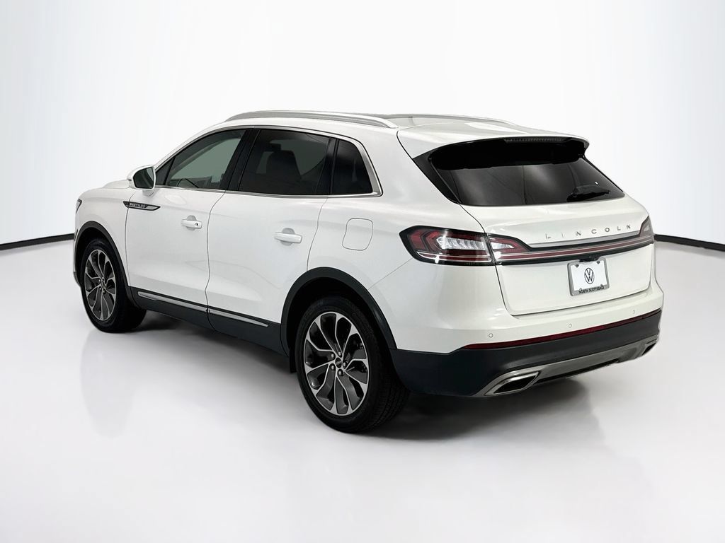 Used 2023 Lincoln Nautilus Reserve w/ Luxury Package AWD/4WD image 7