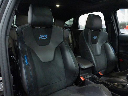 Used 2017 Ford Focus RS image 27