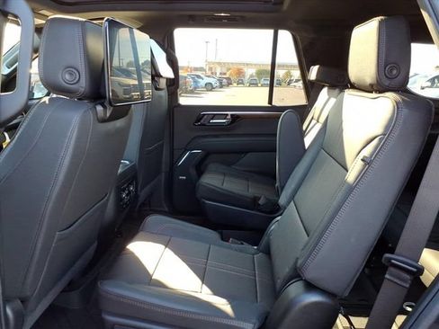 New 2026 Chevrolet Tahoe High Country AWD/4WD image 11